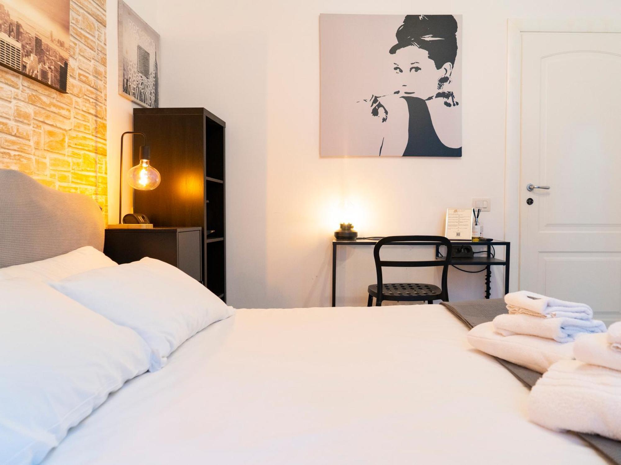 Salotto Piramide Bed & Breakfast Roma Exterior foto