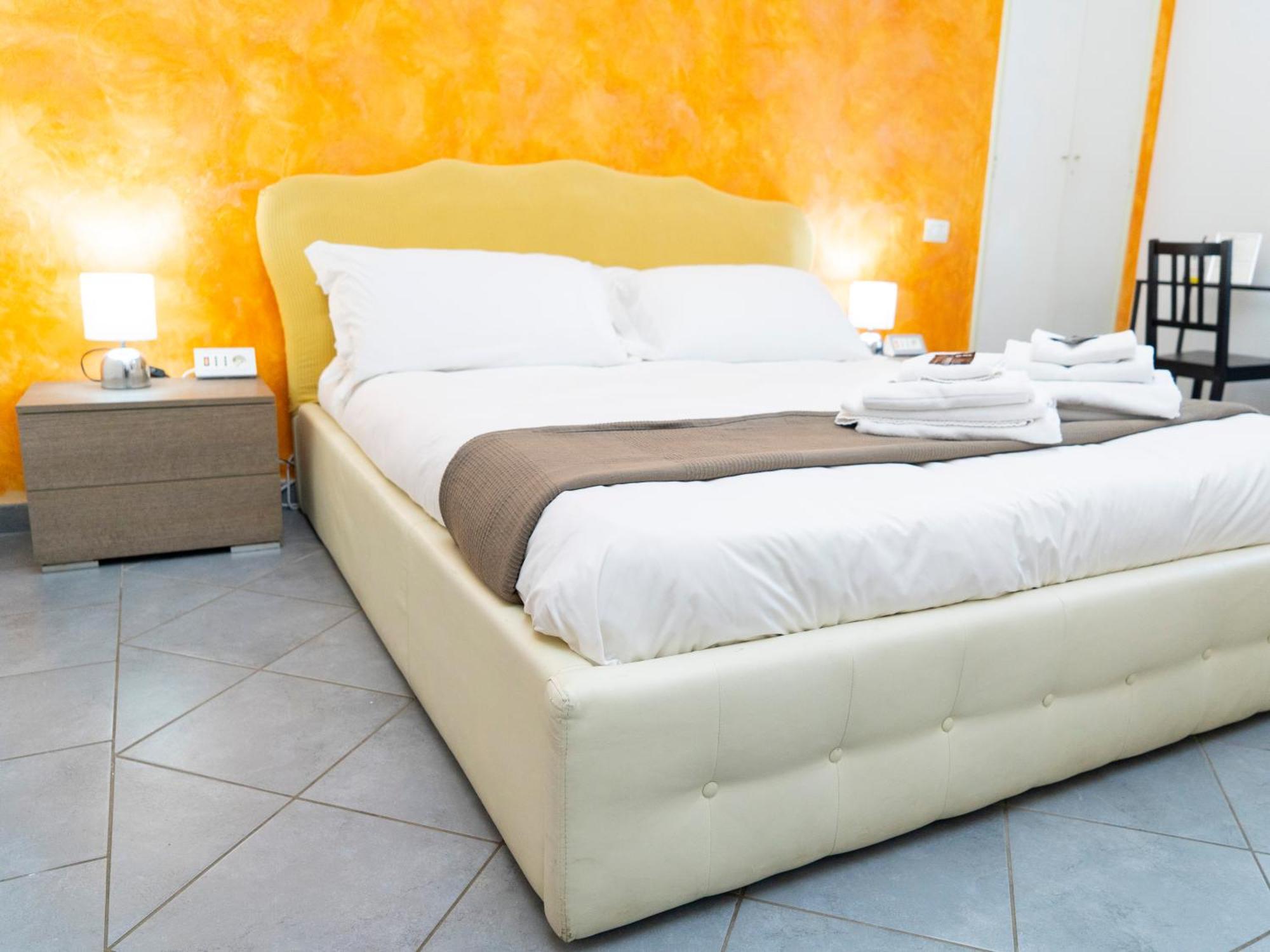 Salotto Piramide Bed & Breakfast Roma Exterior foto