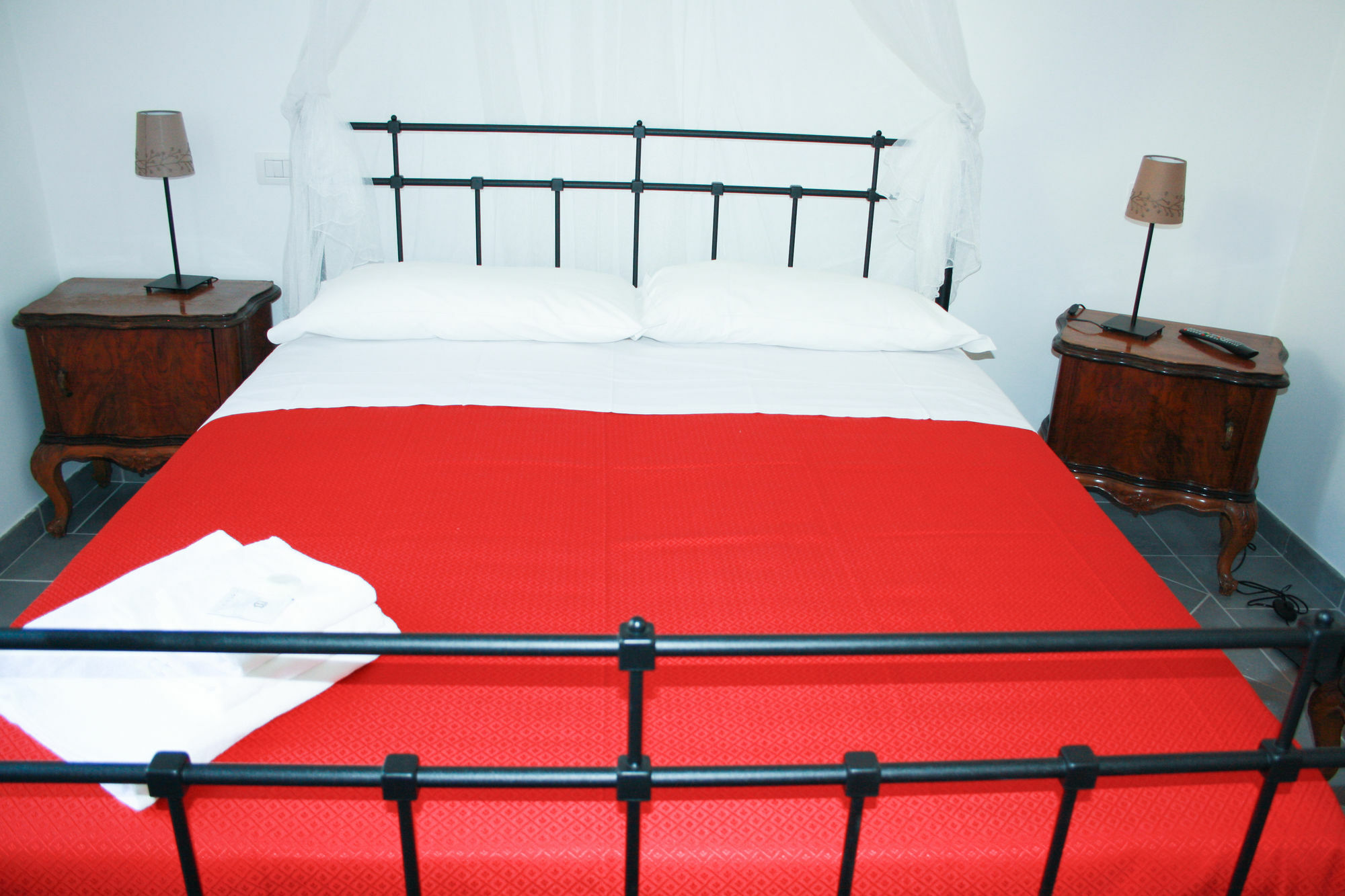Salotto Piramide Bed & Breakfast Roma Exterior foto
