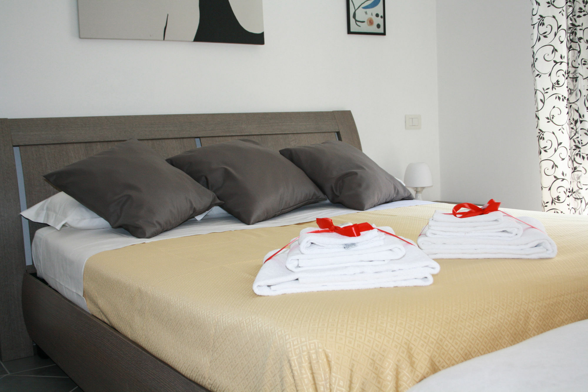 Salotto Piramide Bed & Breakfast Roma Exterior foto